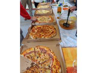 Les fameuses pizzas  de la boulangerie du Four à Bois, .... sont incontournables à Beaugency   ! ! !